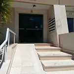 Marina דירה *